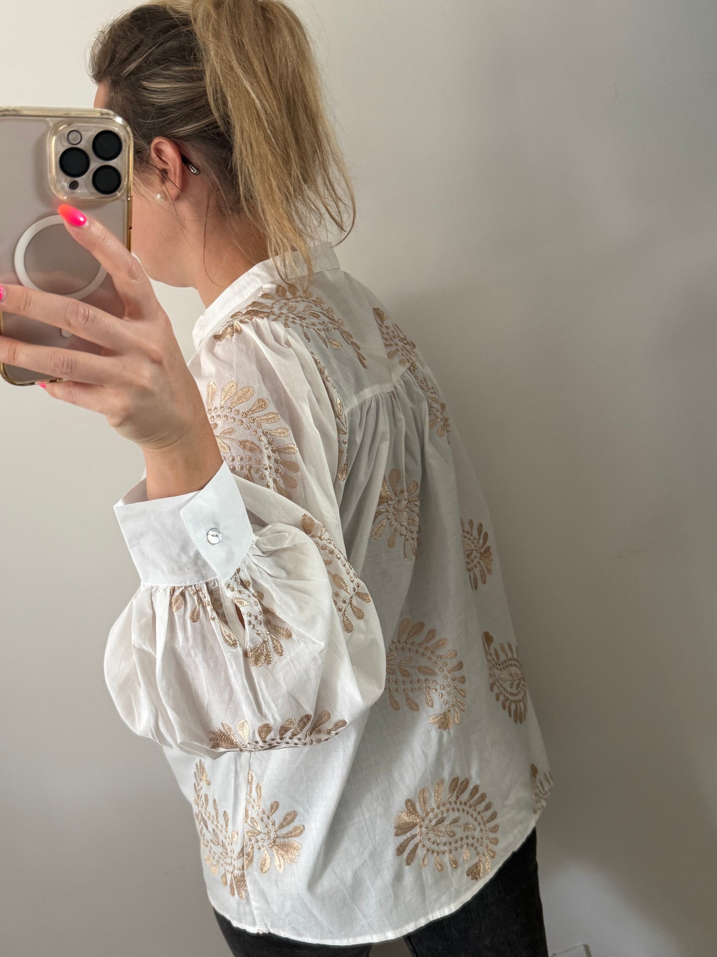 Chemise brodé